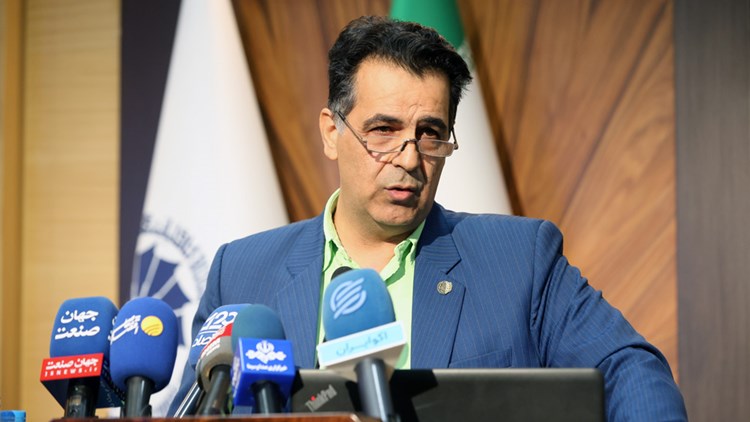 بحران نهاده معلول مشکلات تخصیص ارز است/ سیاستهای خود تحریمی رفع شود